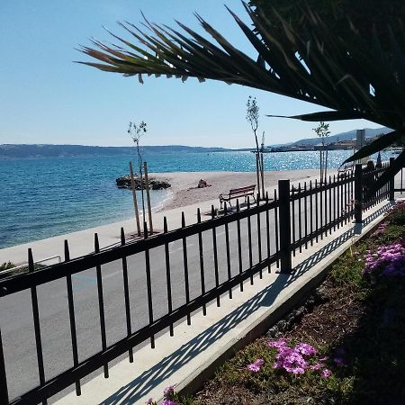 Apartman Figaro Pogled Od Milijun Dolara, 2 Tusa, 2 Wc Kastela Exterior photo