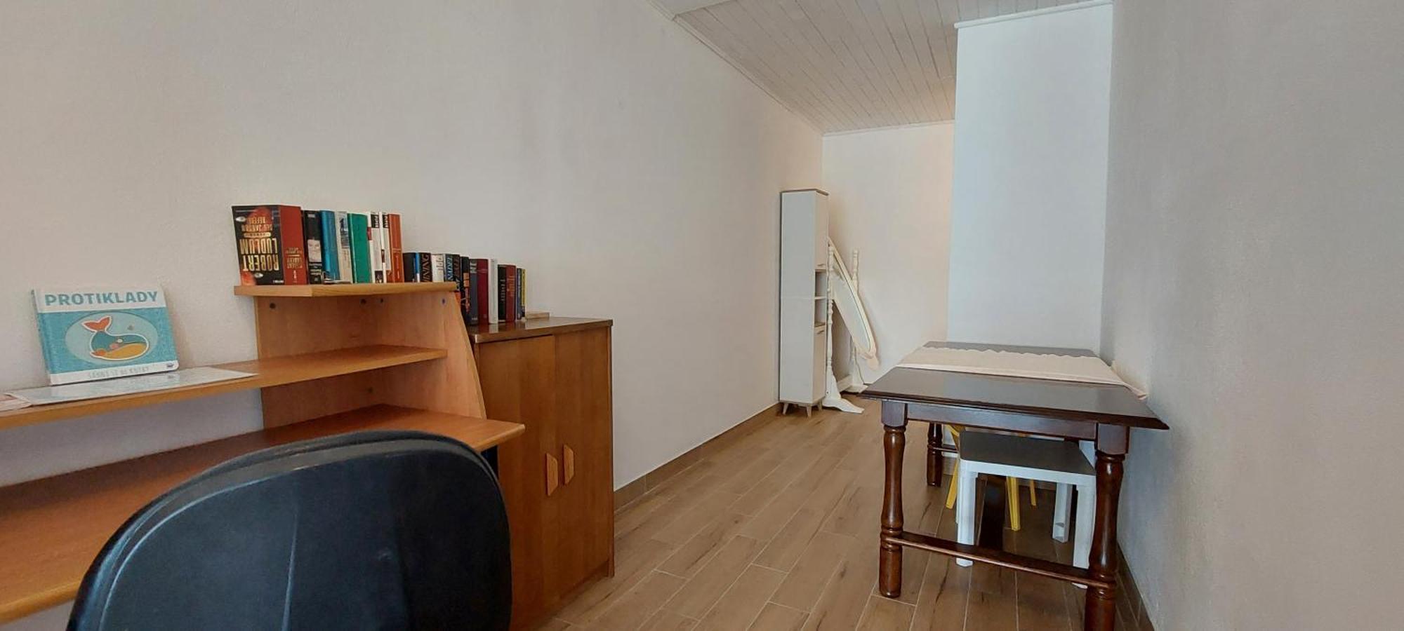 Apartman Figaro Pogled Od Milijun Dolara, 2 Tusa, 2 Wc Kastela Exterior photo