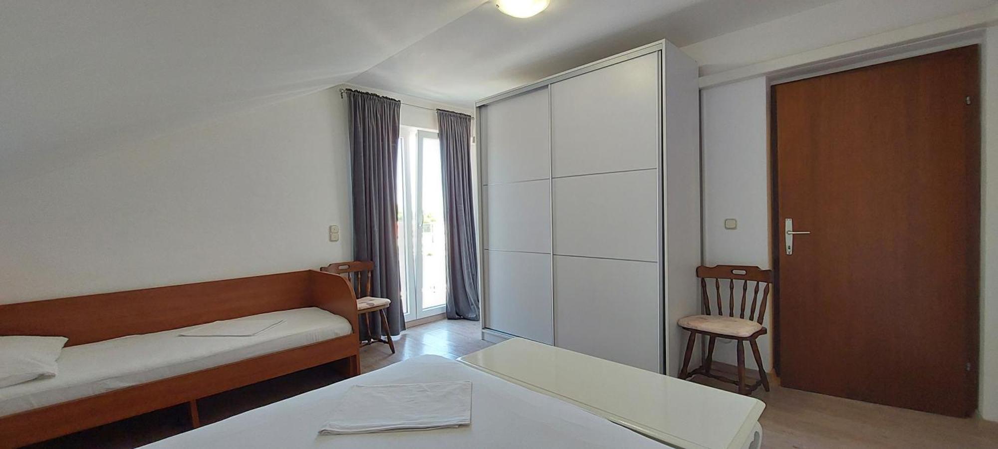 Apartman Figaro Pogled Od Milijun Dolara, 2 Tusa, 2 Wc Kastela Exterior photo